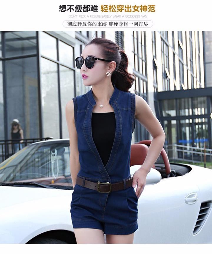 JUMSUIT JEAN ĐÙI SÁT NÁCH KÈM ÁO THUN